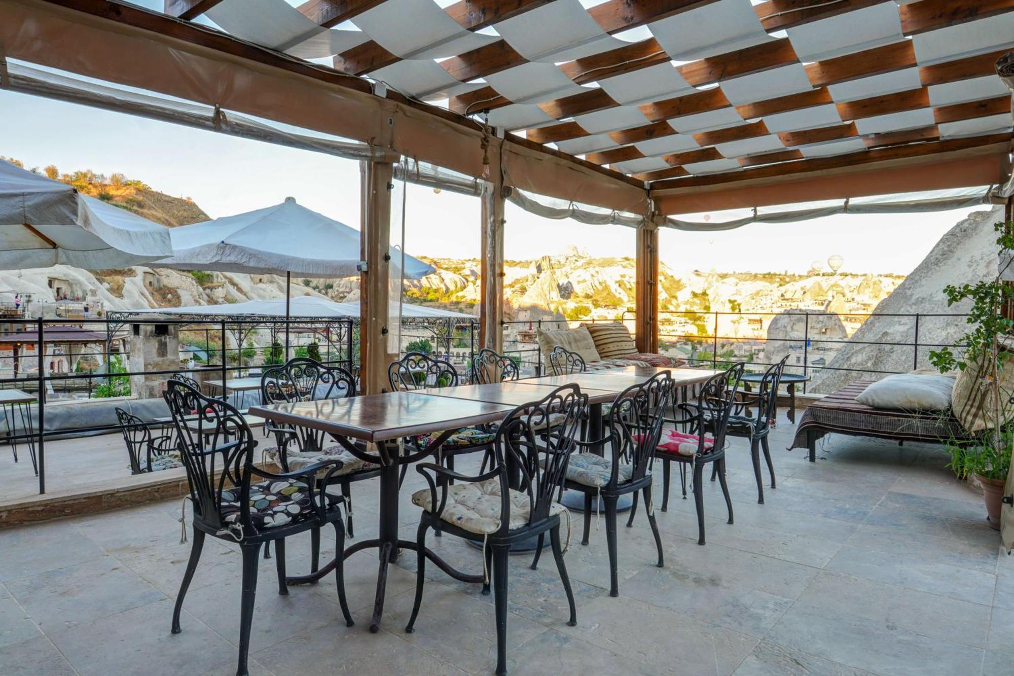 Avilla Cave Hotel เกอเรเม ภายนอก รูปภาพ