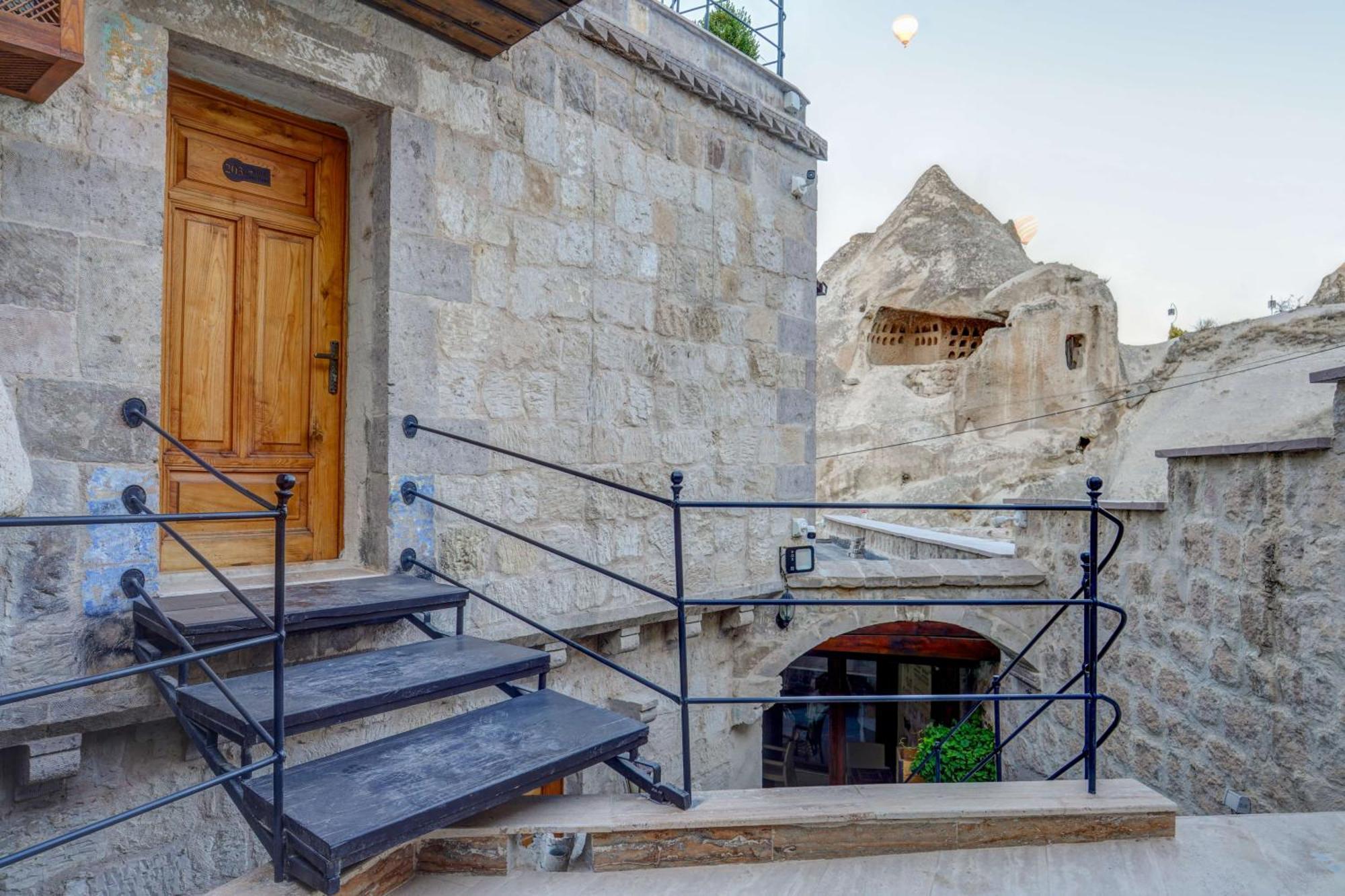 Avilla Cave Hotel เกอเรเม ภายนอก รูปภาพ