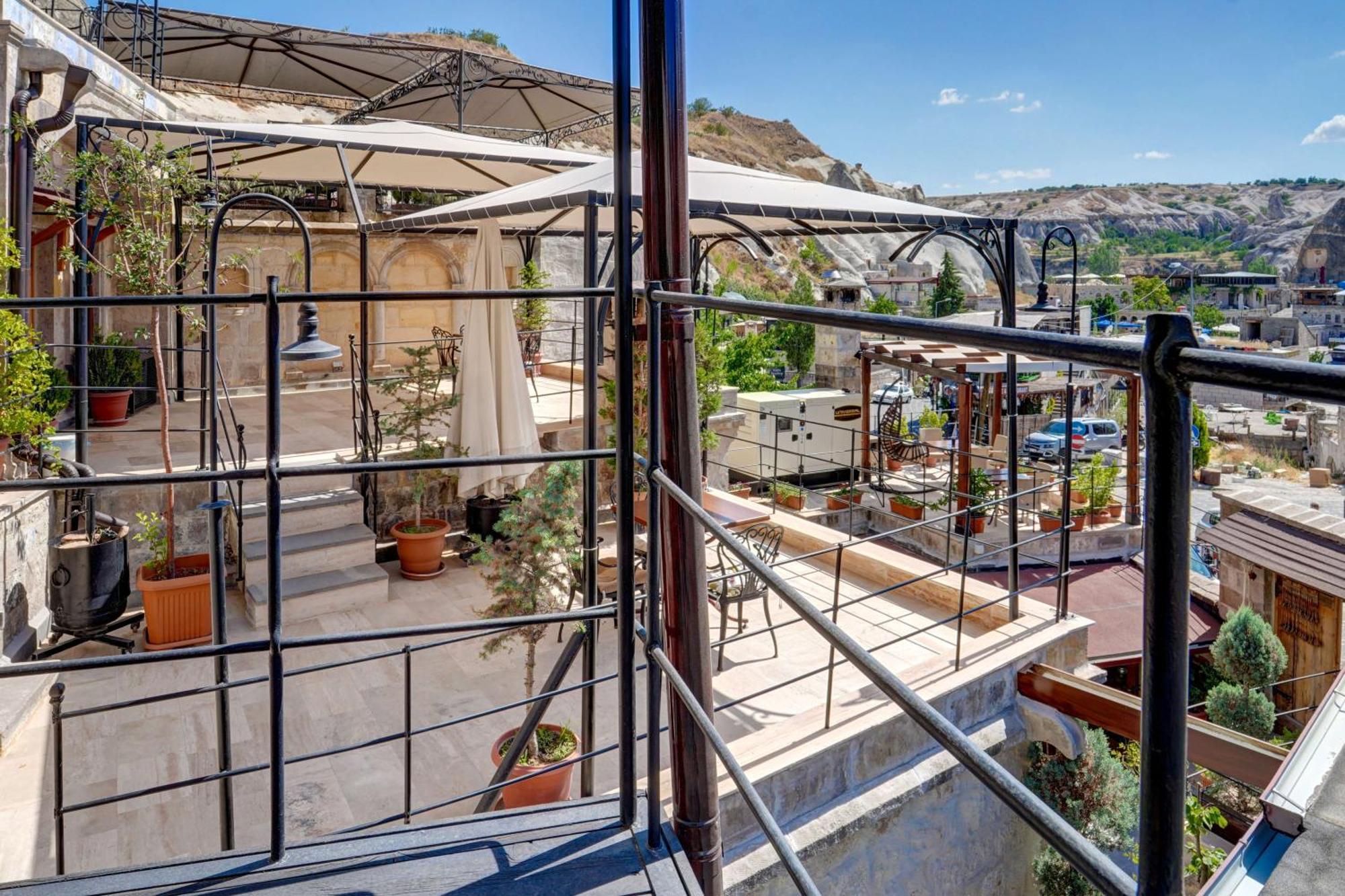 Avilla Cave Hotel เกอเรเม ภายนอก รูปภาพ