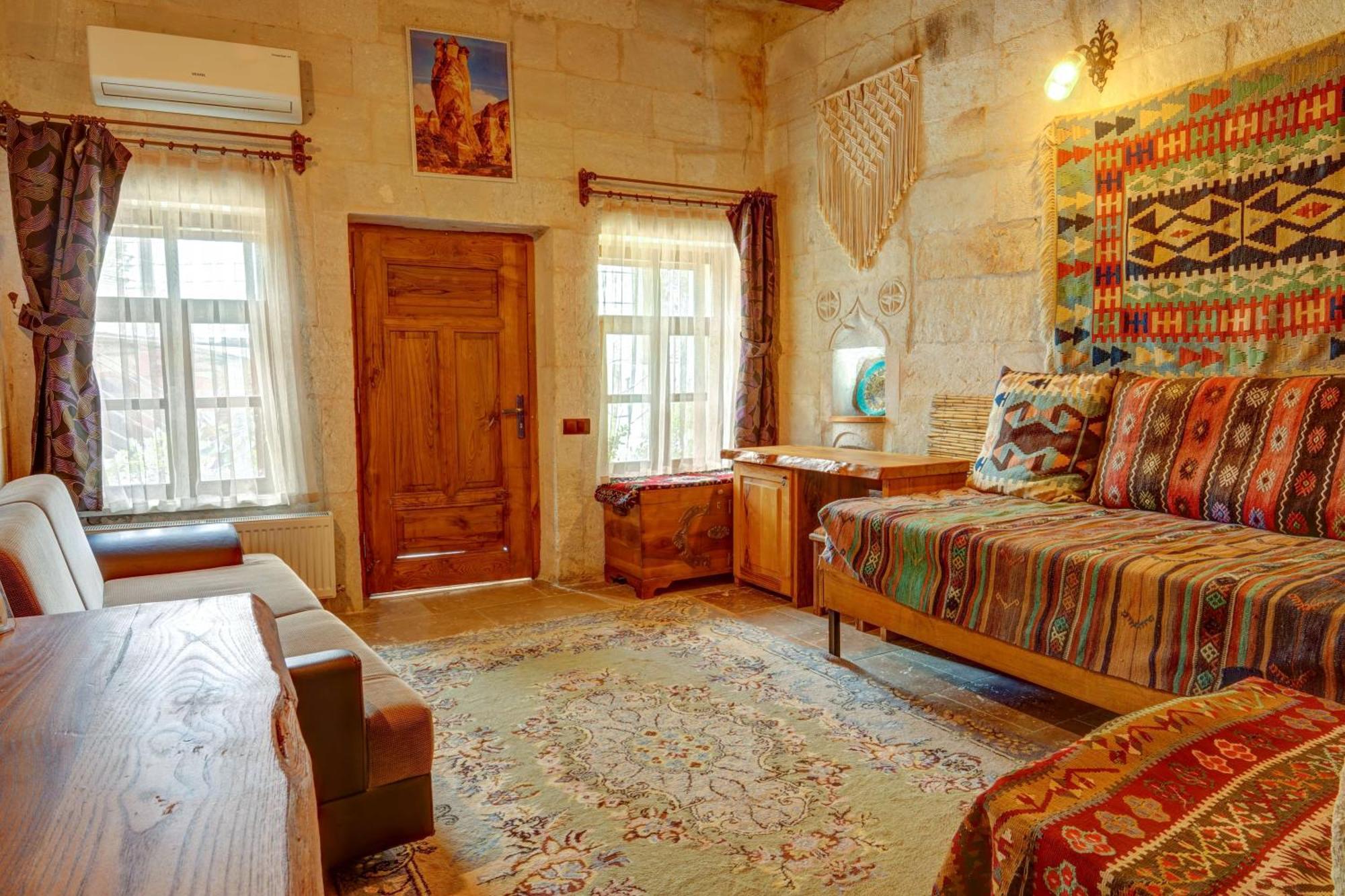 Avilla Cave Hotel เกอเรเม ภายนอก รูปภาพ