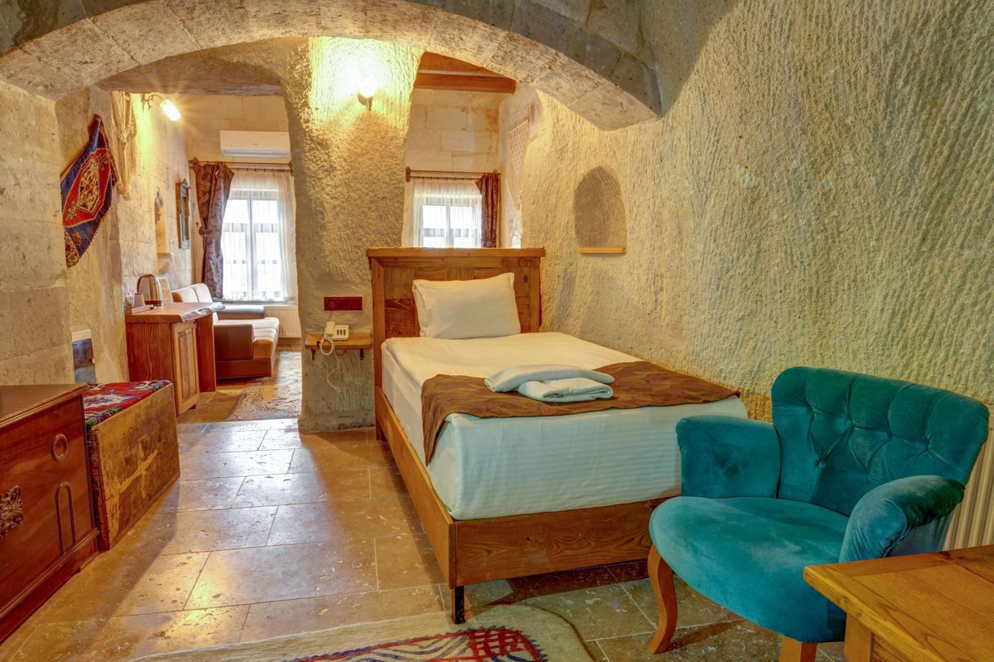 Avilla Cave Hotel เกอเรเม ภายนอก รูปภาพ